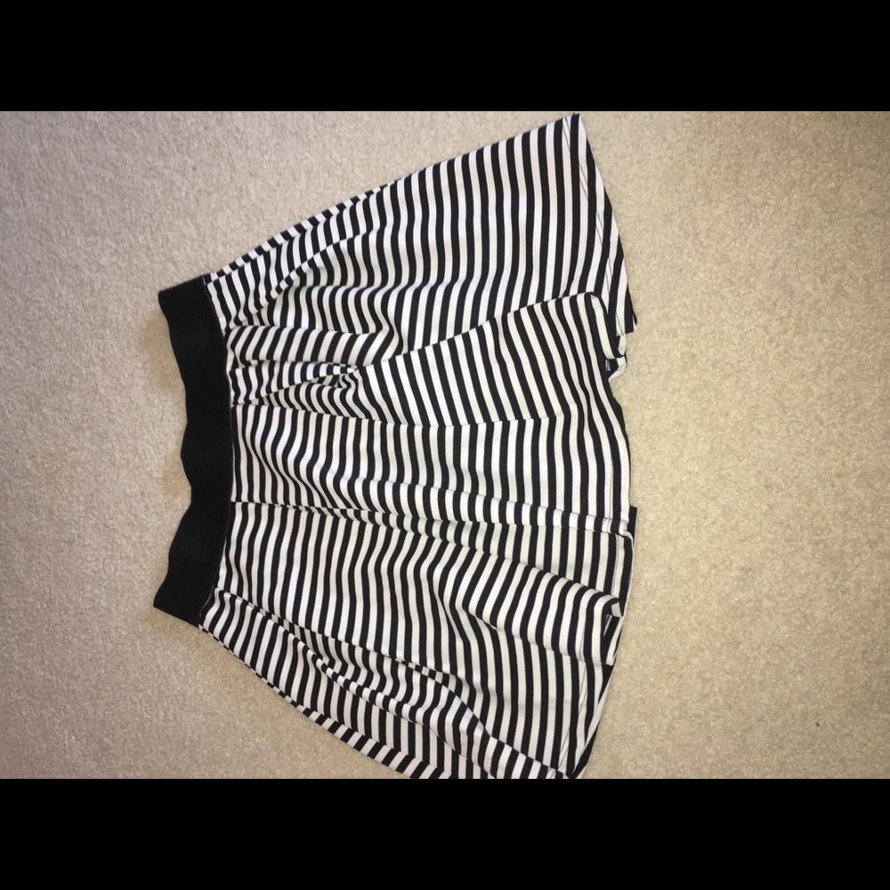 skater skirt